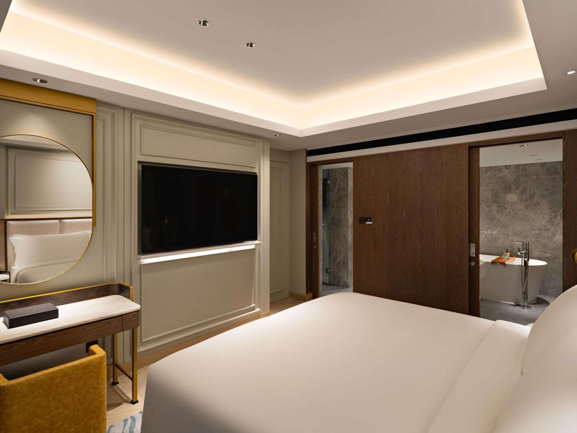 Moevenpick Hotel Jakarta City Centre Exterior foto